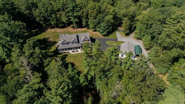 394 Purchase St, Easton, MA 02334