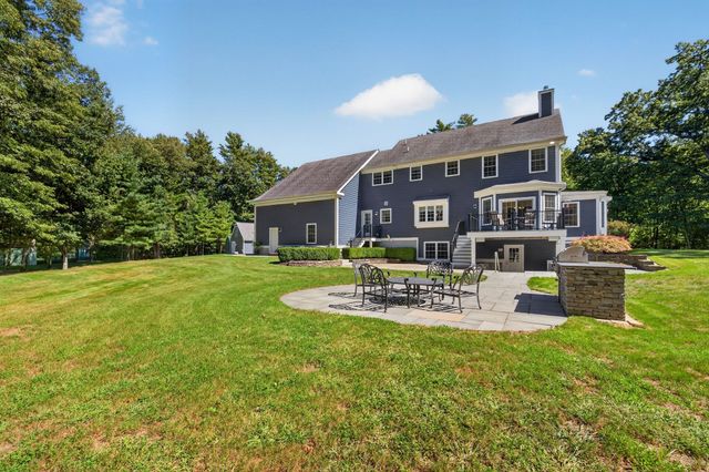 394 Purchase St, Easton, MA 02334