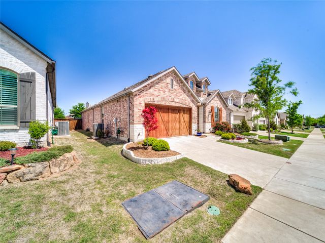 1638 Snowdrop Drive, Celina, TX 75078