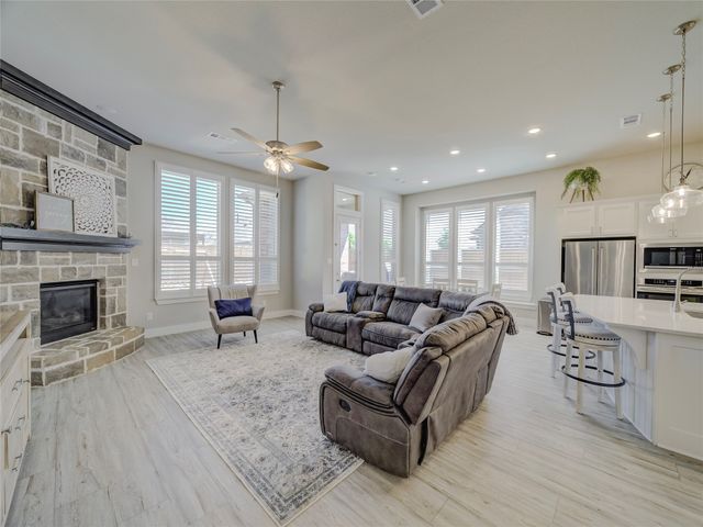 1638 Snowdrop Drive, Celina, TX 75078