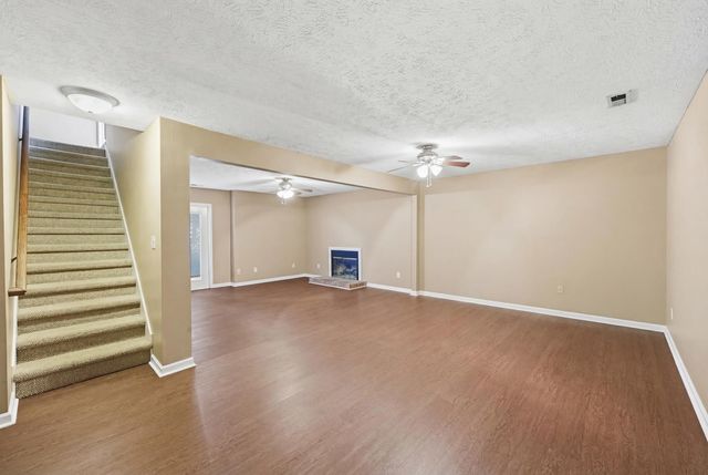 1204 Rockbridge Road, Lexington, KY 40515