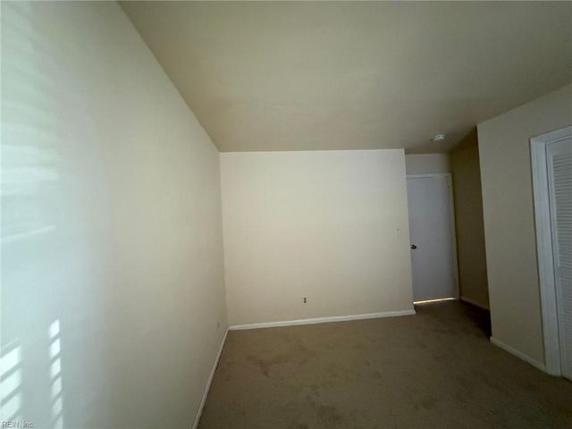 225 A View Ave Apt 102, Norfolk, VA 23503