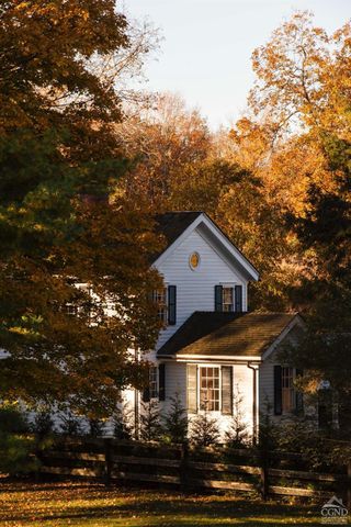 465 Shunpike, Millbrook, NY 12545