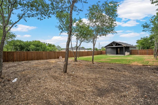 109 Sycamore Street, Hillsboro, TX 76645