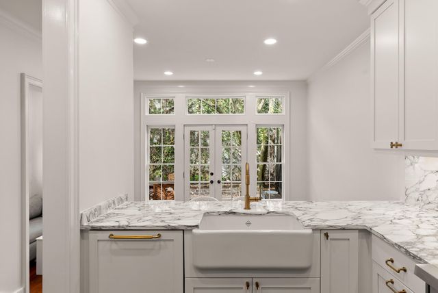 17 Anson Street, Charleston, SC 29401