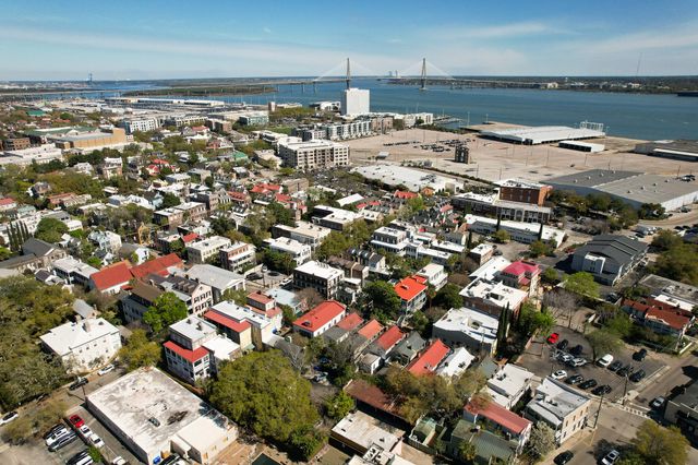 17 Anson Street, Charleston, SC 29401