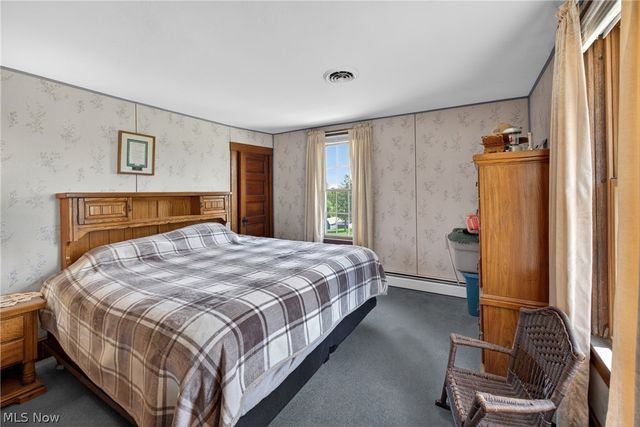 1933 W High Street, Orrville, OH 44667