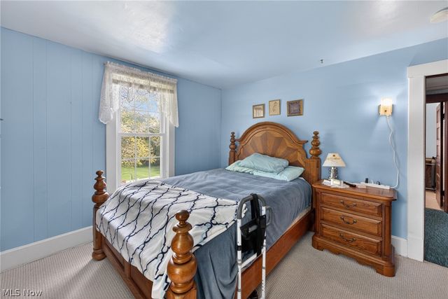 1933 W High Street, Orrville, OH 44667