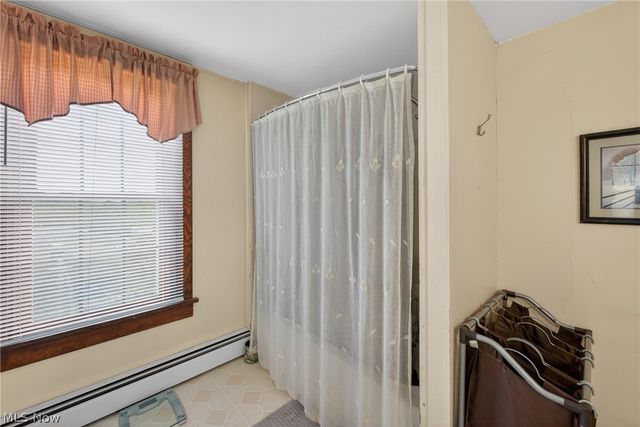 1933 W High Street, Orrville, OH 44667