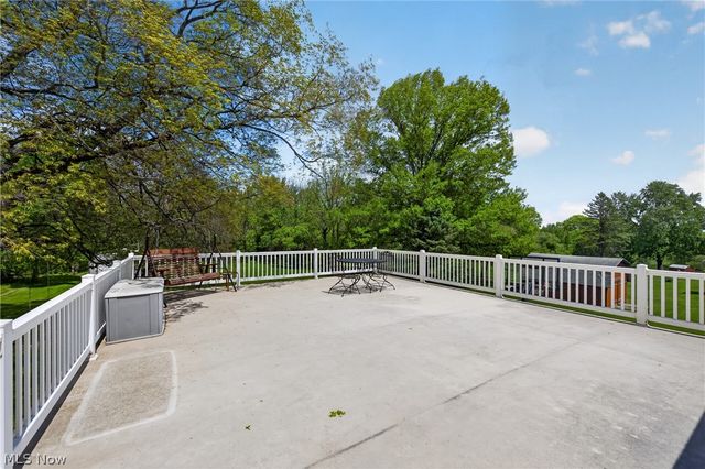 1933 W High Street, Orrville, OH 44667