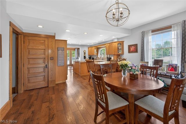 1933 W High Street, Orrville, OH 44667