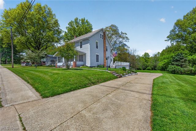 1933 W High Street, Orrville, OH 44667