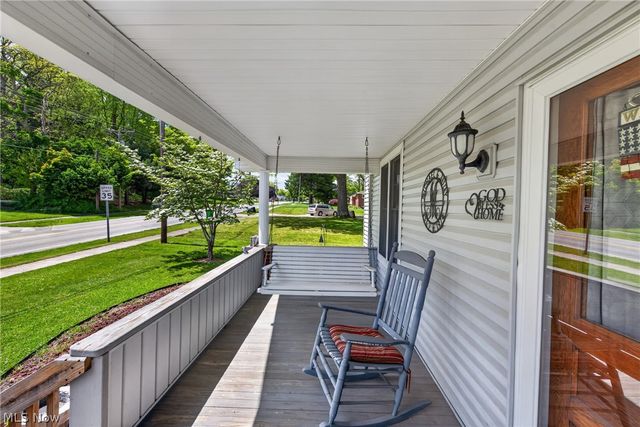 1933 W High Street, Orrville, OH 44667