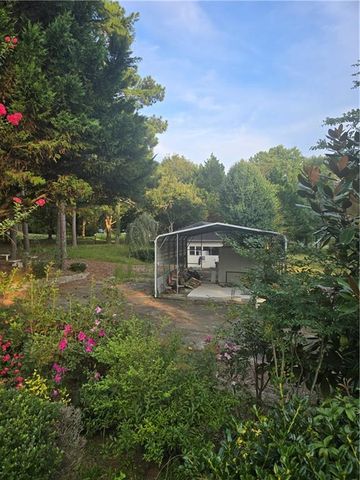 4462 Lee Road, Snellville, GA 30039