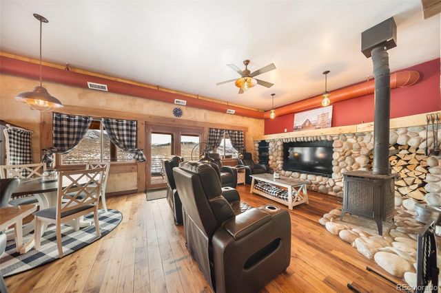 442 GCR 2414, Kremmling, CO 80459