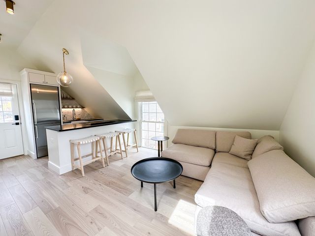 30 Thornley St 3, Boston, MA 02125