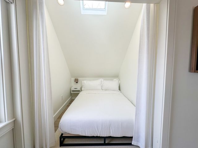 30 Thornley St 3, Boston, MA 02125