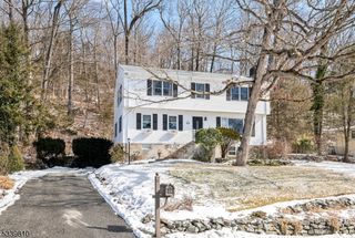 73 Cedar Rd, Ringwood Boro, NJ 07456