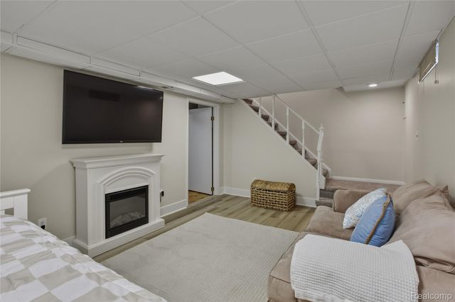 42662 Elizabeth Place, Clinton Charter Township, MI 48038
