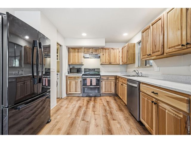 3280 Dartmouth Ave, Boulder, CO 80305