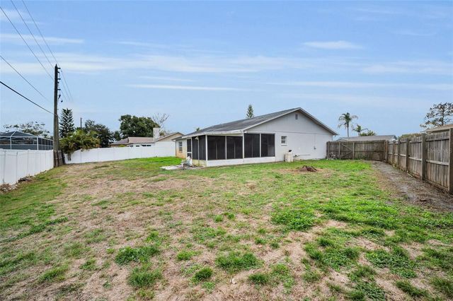 8519 GUM TREE AVENUE, New Port Richey, FL 34653