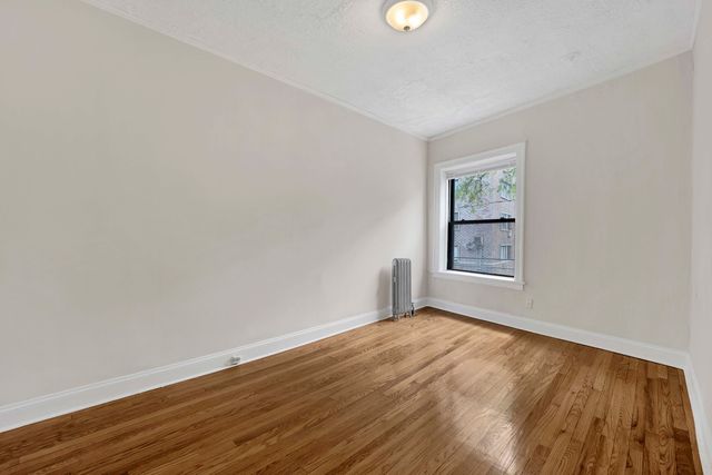 1235 W GREENLEAF Avenue 2N, Chicago, IL 60626