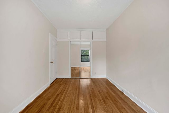 1235 W GREENLEAF Avenue 2N, Chicago, IL 60626