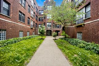 1235 W GREENLEAF Avenue 2N, Chicago, IL 60626