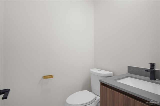 2204 Corales Street, Mission, TX 78573