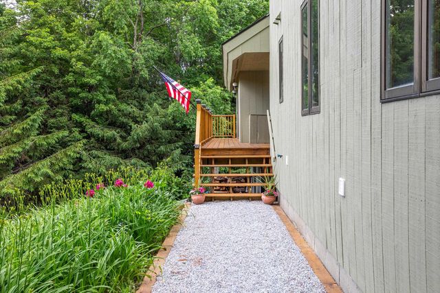 12 Stratton Ridge Road, Winhall, VT 05340