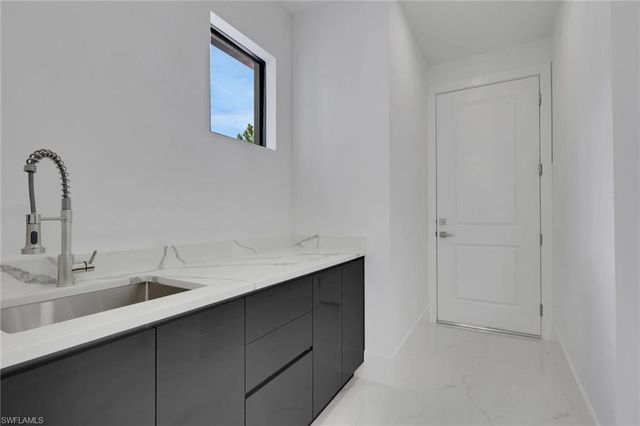 4336 10th AVE SE, Naples, FL 34117