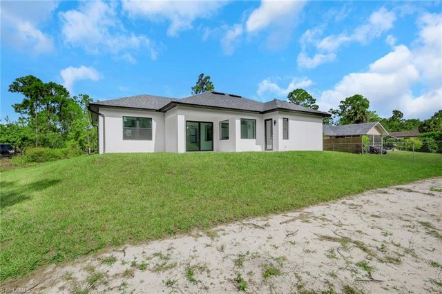4336 10th AVE SE, Naples, FL 34117