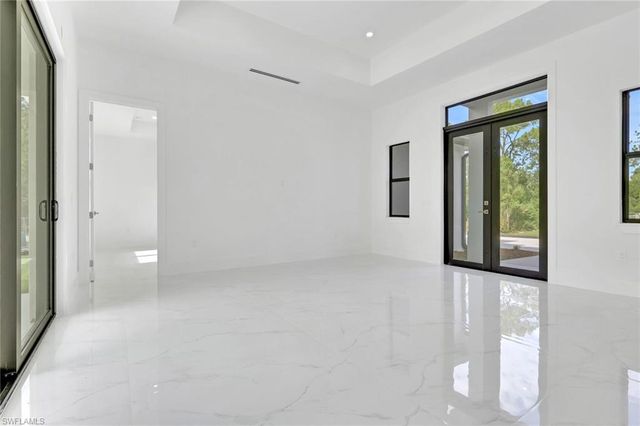 4336 10th AVE SE, Naples, FL 34117