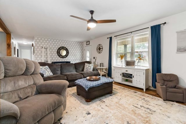 336 Plantation Avenue, Somerset, KY 42501