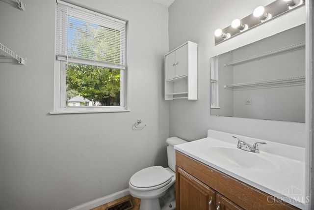 1915 Woodlawn Avenue, Middletown, OH 45044