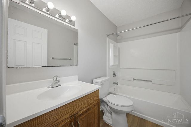 1915 Woodlawn Avenue, Middletown, OH 45044