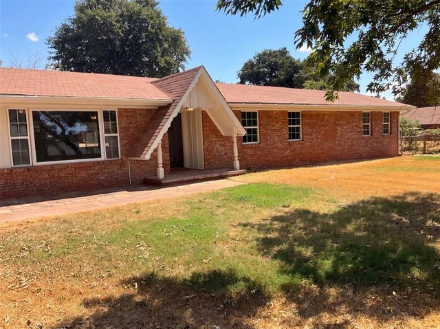 5320 Beverly Drive, Guthrie, OK 73044