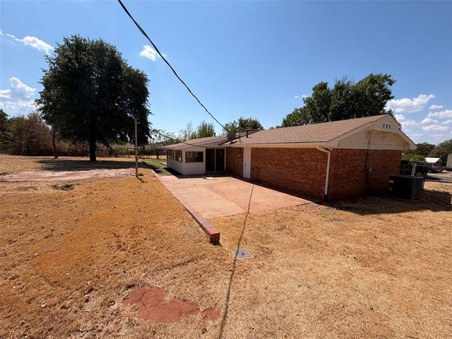 5320 Beverly Drive, Guthrie, OK 73044