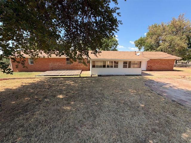 5320 Beverly Drive, Guthrie, OK 73044