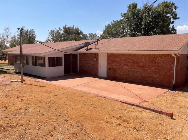5320 Beverly Drive, Guthrie, OK 73044