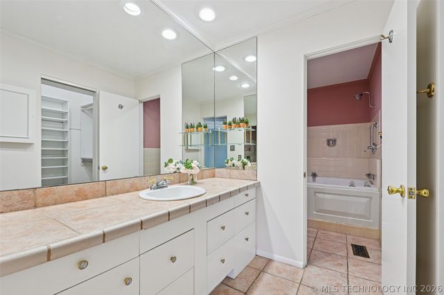 2130 E 60th Street I3, Tulsa, OK 74105