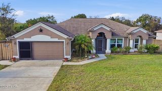 2450 Walkertown Avenue, Deltona, FL 32725