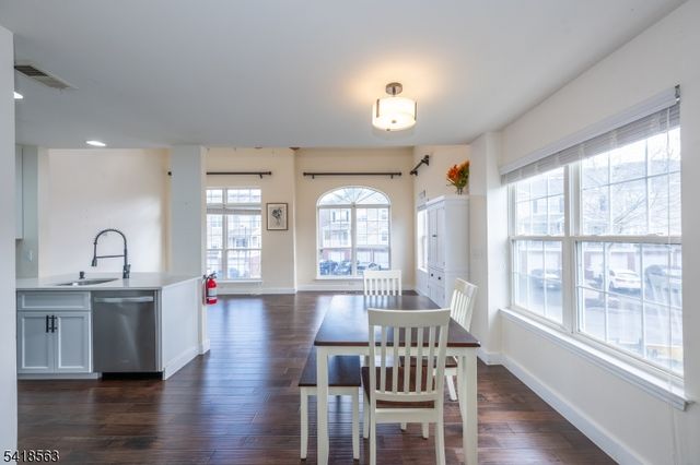 59 Carter Rd, Wanaque Boro, NJ 07420