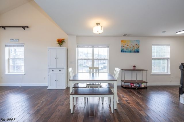 59 Carter Rd, Wanaque Boro, NJ 07420