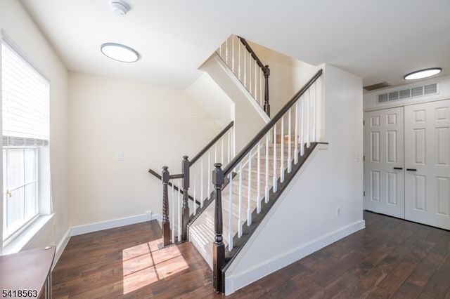 59 Carter Rd, Wanaque Boro, NJ 07420