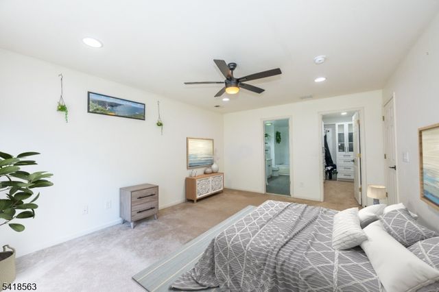 59 Carter Rd, Wanaque Boro, NJ 07420