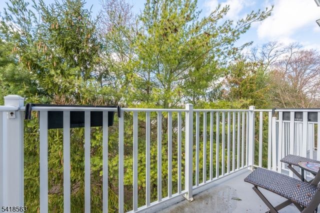 59 Carter Rd, Wanaque Boro, NJ 07420