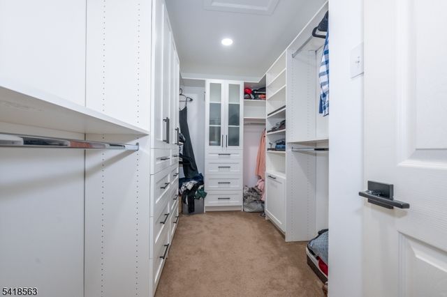 59 Carter Rd, Wanaque Boro, NJ 07420