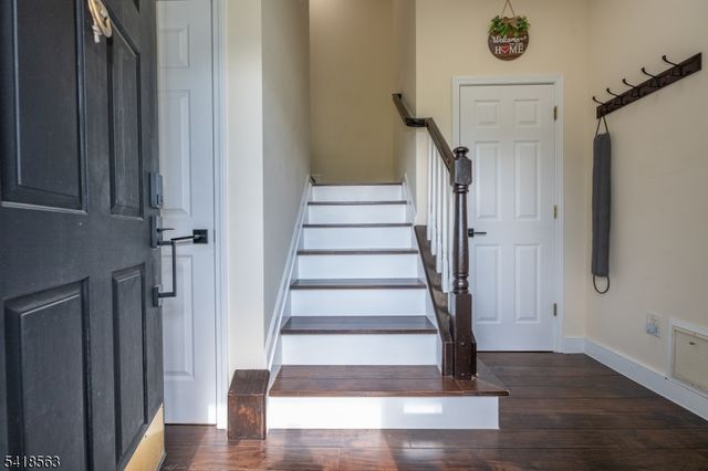 59 Carter Rd, Wanaque Boro, NJ 07420