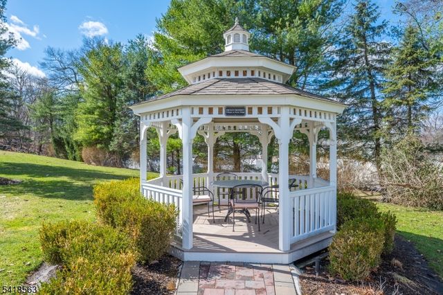 59 Carter Rd, Wanaque Boro, NJ 07420